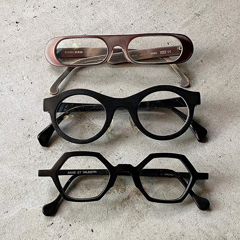 眼鏡→一瞬普通。だけどちょっと変わってる感じのデザインが好き